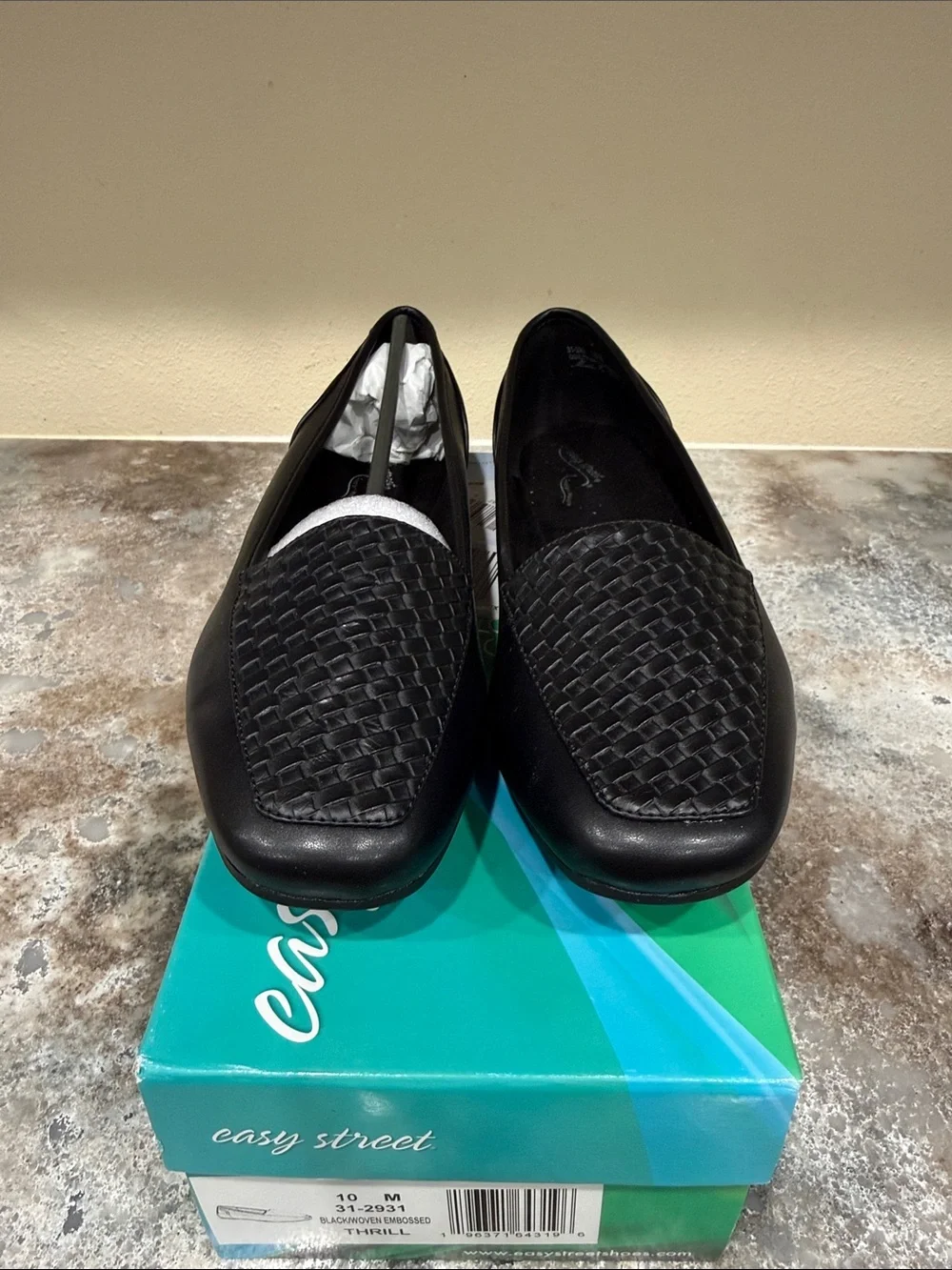 easy street Black Woven Leather Flats